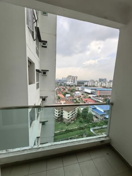 Service Residence for Sale at Seasons Amara Larkin - Kent Koh - Balcony - PropertyGuru.com.my