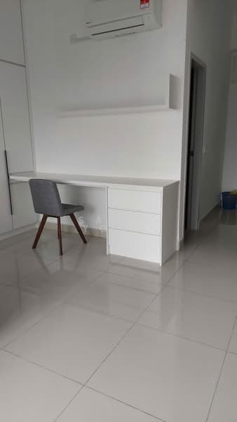 Servis Apartment untuk Dijual di Setia City Residences - Sally Yong - Study - PropertyGuru.com.my