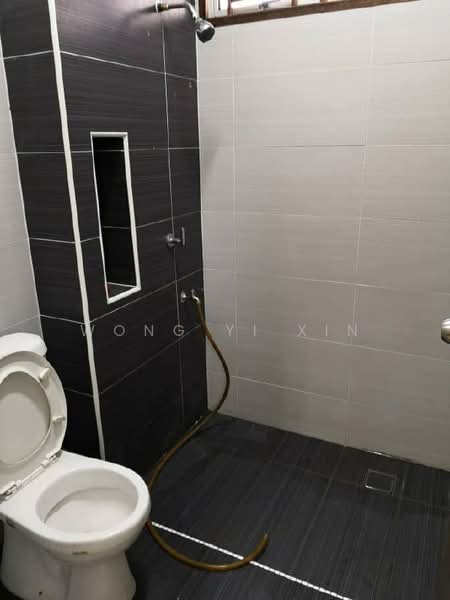2-storey Terraced House for Sale in Taman Bestari Indah (Ulu Tiram) - Wong Yi Xin - Bathroom - PropertyGuru.com.my