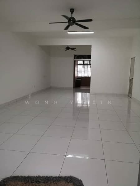 2-storey Terraced House for Sale in Taman Bestari Indah (Ulu Tiram) - Wong Yi Xin - Living Room - PropertyGuru.com.my