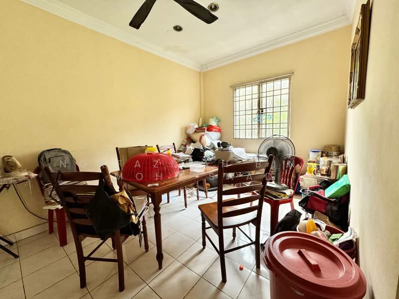 Semi-Detached House for Sale in Seksyen U6 (Shah Alam) - Norfazilah Binti Mohd Saad - Dining Room - PropertyGuru.com.my