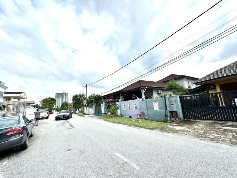 Semi-Detached House for Sale in Seksyen U6 (Shah Alam) - Norfazilah Binti Mohd Saad - Exterior - PropertyGuru.com.my
