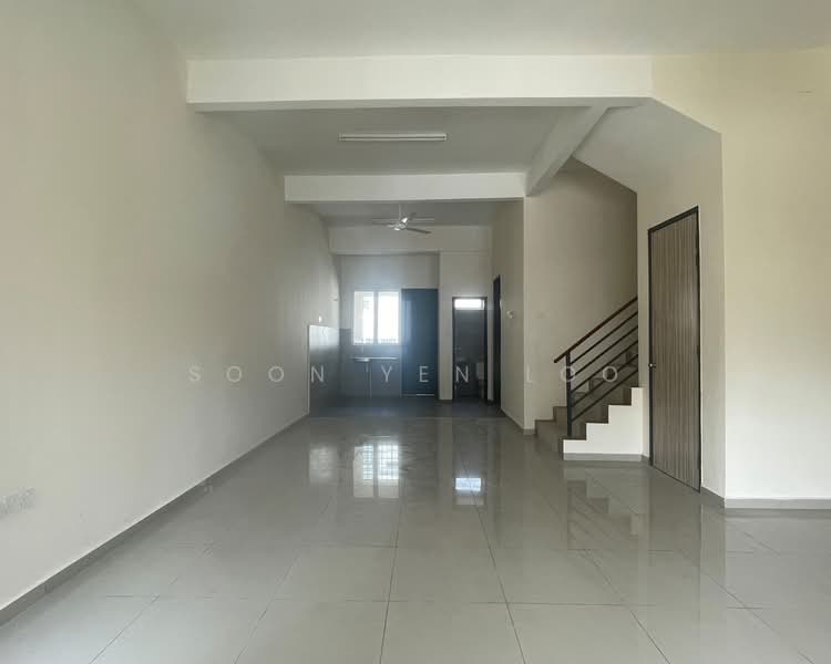 2-storey Terraced House for Sale in Seri Setali (Kuantan) - Soon Yen Loo - Living Room - PropertyGuru.com.my