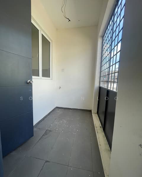 2-storey Terraced House for Sale in Seri Setali (Kuantan) - Soon Yen Loo - Balcony - PropertyGuru.com.my