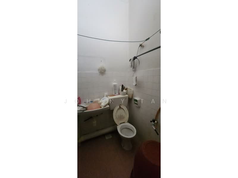 2-storey Terraced House for Sale in Ampang (Kuala Lumpur) - Johnny Tan - Bathroom - PropertyGuru.com.my