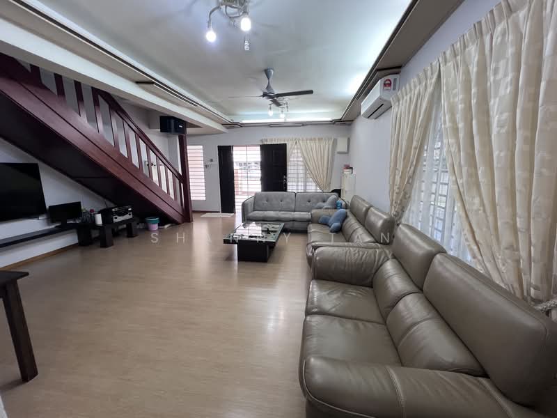 2-storey Terraced House for Sale in Bandar Mahkota Cheras (Cheras) - Shanny Tan - Living Room - PropertyGuru.com.my