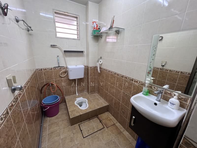 2-storey Terraced House for Sale in Bandar Mahkota Cheras (Cheras) - Shanny Tan - Bathroom - PropertyGuru.com.my
