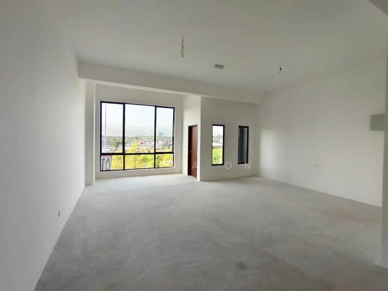 Shop / Office for Rent in Austin Crest (Johor Bahru) - Claira Ong - Interior - PropertyGuru.com.my