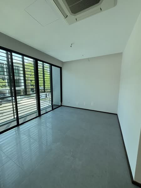 Rumah Teres 3 Tingkat untuk Dijual di Leisure Farm (Gelang Patah) - Sin Yie - Interior - PropertyGuru.com.my