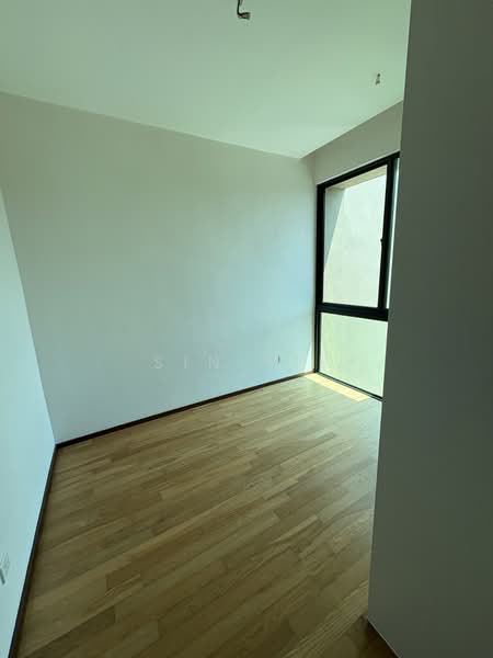 Rumah Teres 3 Tingkat untuk Dijual di Leisure Farm (Gelang Patah) - Sin Yie - PropertyGuru.com.my