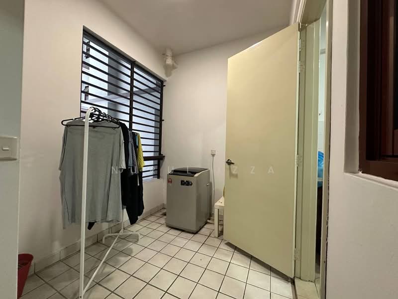 Kondominium untuk Dijual di Surian Condominium - Nurul Izza - PropertyGuru.com.my