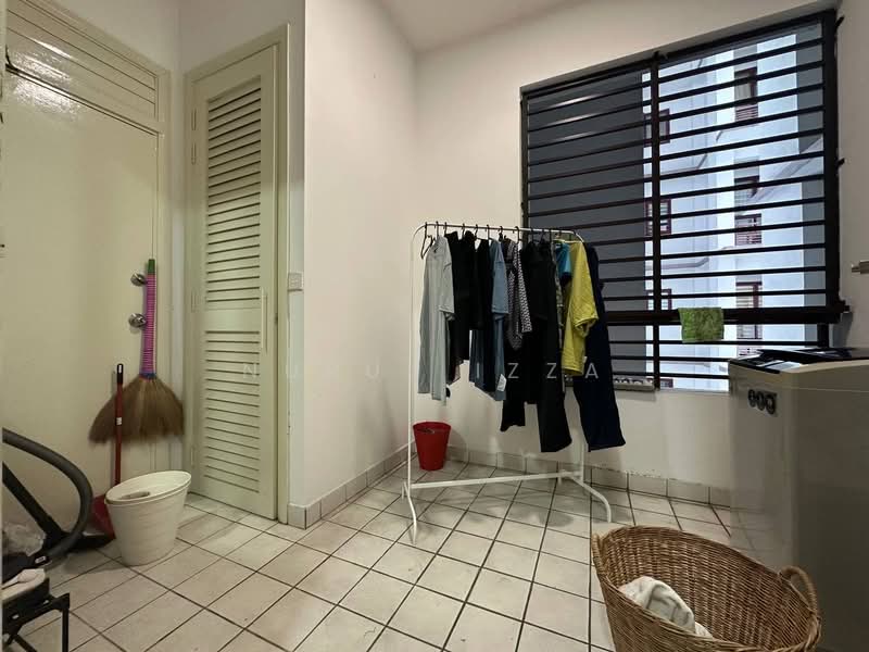 Kondominium untuk Dijual di Surian Condominium - Nurul Izza - PropertyGuru.com.my