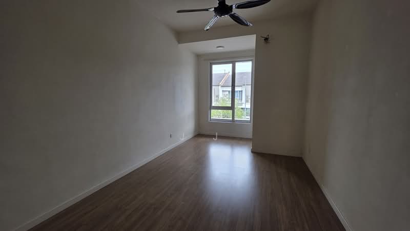 2-storey Terraced House for Sale in Bandar Tropicana Aman (Telok Panglima Garang) - J J - PropertyGuru.com.my