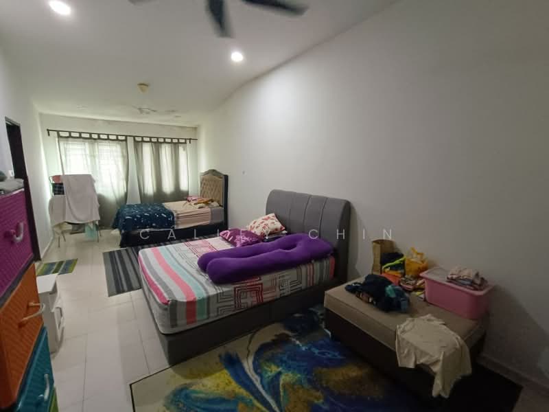 Rumah Teres 2 Tingkat untuk Dijual di Taman Desa Cemerlang (Ulu Tiram) - Calley Chin - Bedroom - PropertyGuru.com.my
