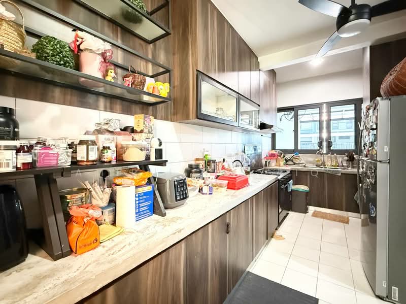 3-storey Terraced House for Sale in Shah Alam (Selangor) - Amirul Nasyriq - Kitchen - PropertyGuru.com.my