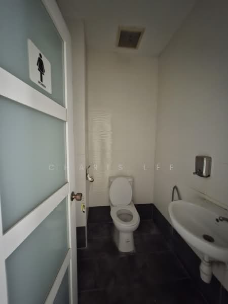 Kedai untuk Disewa di Taman Tun Dr Ismail (Kuala Lumpur) - Charis Lee - Bathroom - PropertyGuru.com.my