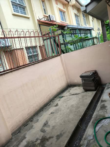 2-storey Terraced House for Sale in Damansara Jaya (Petaling Jaya) - Jackie Tan - Exterior - PropertyGuru.com.my