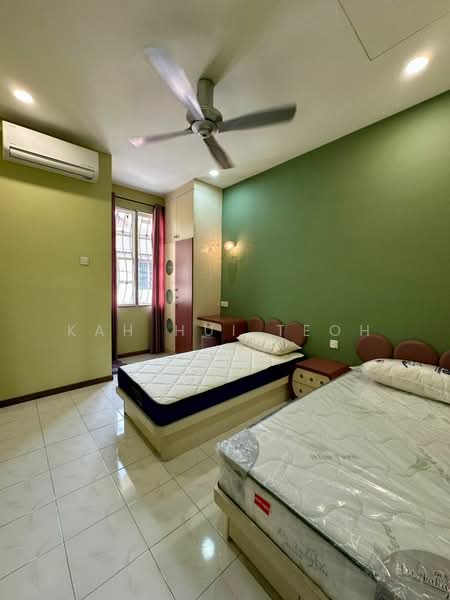 Rumah Teres 2 Tingkat untuk Disewa di Taman Saujana Permai (Bukit Mertajam) - Kah Hui Teoh - Bedroom - PropertyGuru.com.my