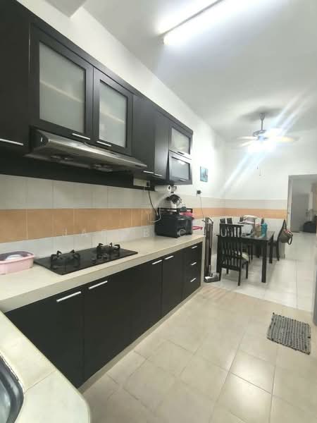 2-storey Terraced House for Sale in Taman Bestari Indah (Ulu Tiram) - Jacob Chua - Kitchen - PropertyGuru.com.my