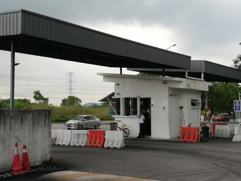2.5-storey Terraced House for Sale in Bandar Puteri Puchong (Puchong) - Steve Tham - Exterior - PropertyGuru.com.my