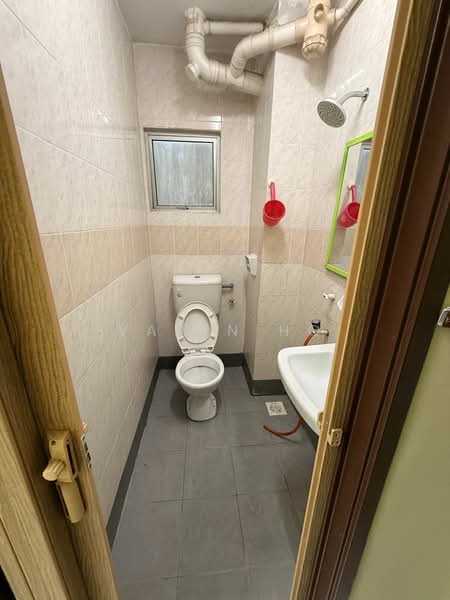 Rumah Flat untuk Disewa di Flora Damansara Flat - Valyn Ho - Bathroom - PropertyGuru.com.my