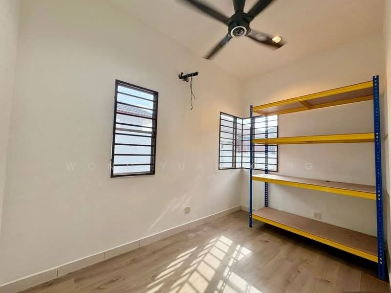 Semi-Detached House for Sale in Aman Perdana (Kapar) - Wong Yuan Kong - PropertyGuru.com.my