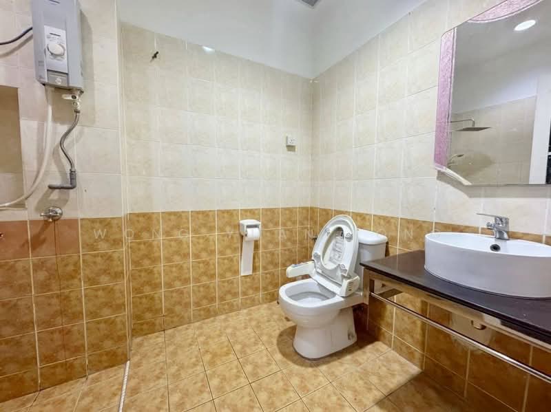 Semi-Detached House for Sale in Aman Perdana (Kapar) - Wong Yuan Kong - PropertyGuru.com.my