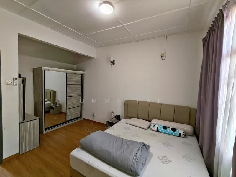 Rumah Teres 2 Tingkat untuk Dijual di Taman Impian Emas (Skudai) - Tommy Tai - Bedroom - PropertyGuru.com.my