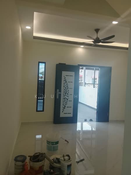 2-storey Terraced House for Sale in Taman Bertuah 1 (Kluang) - Kuu Chin - Entrance - PropertyGuru.com.my