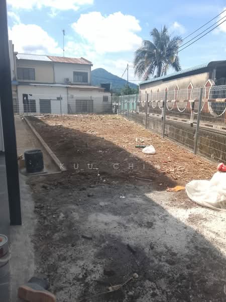2-storey Terraced House for Sale in Taman Bertuah 1 (Kluang) - Kuu Chin - Exterior - PropertyGuru.com.my