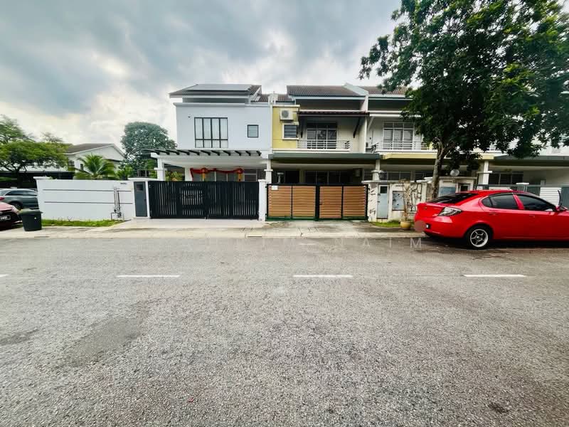 Terraced House for Sale in 16 Sierra (Puchong) - Syahrim Naim - Exterior - PropertyGuru.com.my