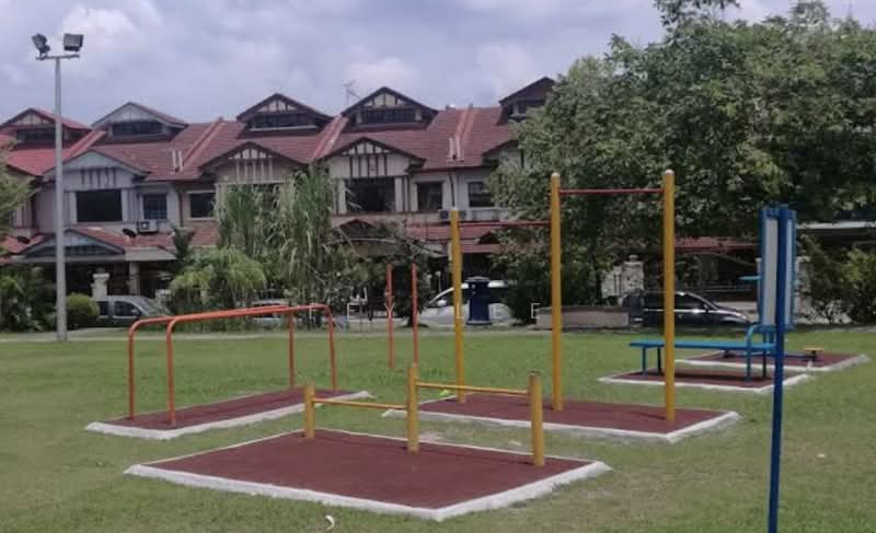 Terraced House for Sale in Bandar Puteri Puchong (Puchong) - Fey Lee - Exterior - PropertyGuru.com.my