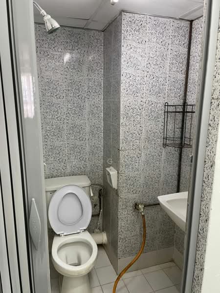 Apartment for Rent at BJ Court Apartment - V. Goh - Bathroom - PropertyGuru.com.my