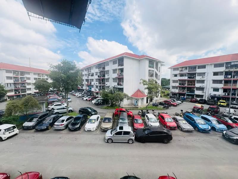 Rumah Flat untuk Dijual di Taman Bunga Negara - Syahrim Naim - Exterior - PropertyGuru.com.my