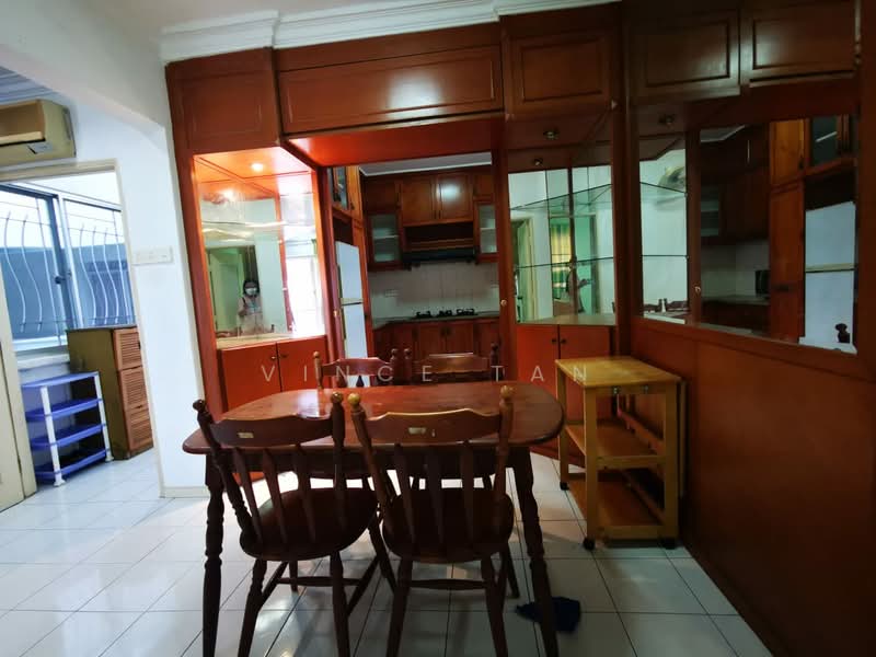 Kondominium untuk Dijual di Villa Emas - Vince Tan - Dining Room - PropertyGuru.com.my