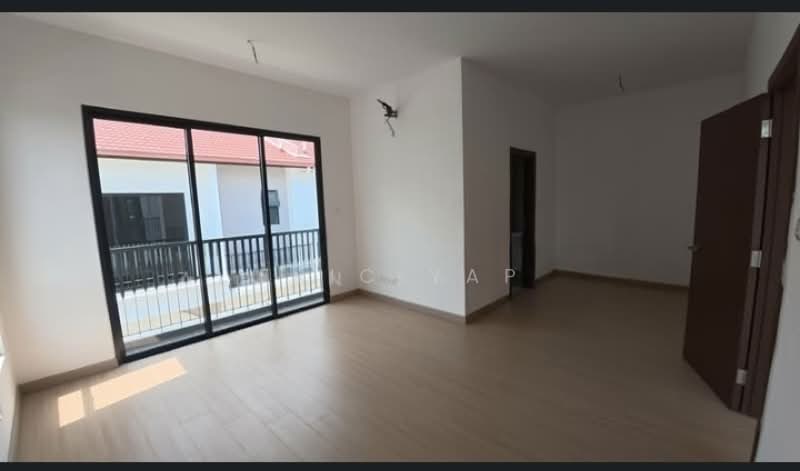 Rumah Teres 2 Tingkat untuk Dijual di Setia Safiro (Cyberjaya) - Eric Yap - Living Room - PropertyGuru.com.my