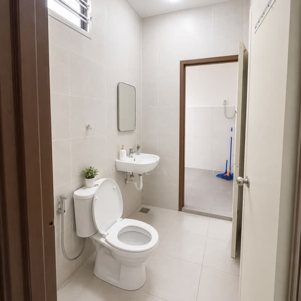 Semi-Detached House for Rent in Juru (Penang) - Jeffrey Lim - Bathroom - PropertyGuru.com.my