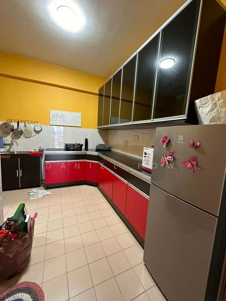 Condominium for Sale at Siantan Puri (8th Avenue) - Daniel Pow - Kitchen - PropertyGuru.com.my