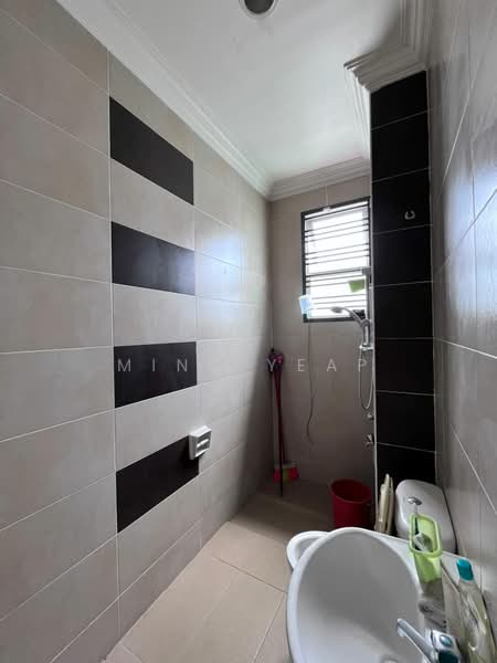 Semi-Detached House for Sale in Taman Gaya (Ulu Tiram) - Ming Yeap - PropertyGuru.com.my