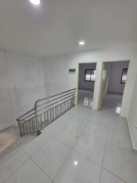 Rumah Teres 2 Tingkat untuk Dijual di Taman Bukit Mewah (Tampoi) - San . - PropertyGuru.com.my