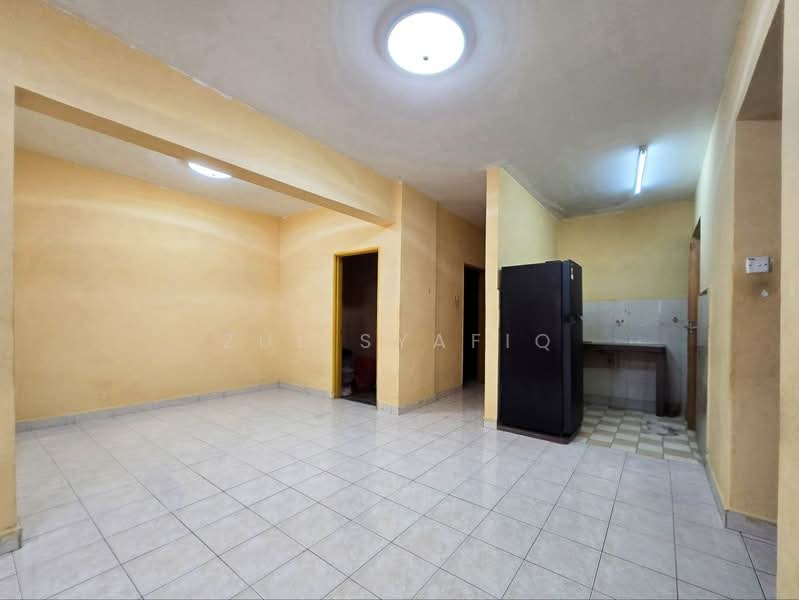 Pangsapuri untuk Dijual di Sri Gotong Apartment - Zul Syafiq - Kitchen - PropertyGuru.com.my