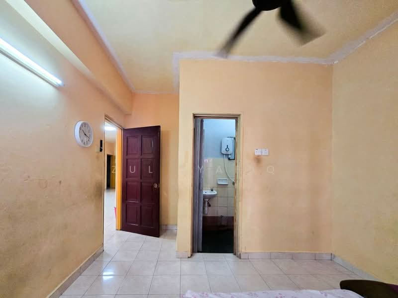 Pangsapuri untuk Dijual di Sri Gotong Apartment - Zul Syafiq - Interior - PropertyGuru.com.my