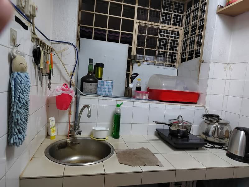 Apartment for Sale at Iris Apartment - Addis Bo - Kitchen - PropertyGuru.com.my