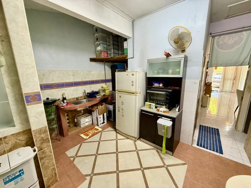 1-storey Terraced House for Sale in Bandar Putra (Kulai) - Michelle He - Kitchen - PropertyGuru.com.my