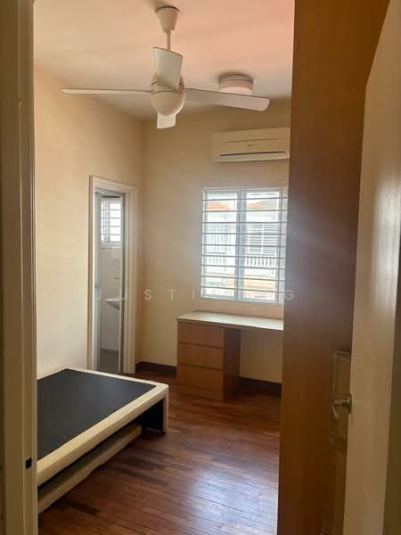 Townhouse for Sale in Bandar Tun Razak (Cheras) - Justin Ng - Bedroom - PropertyGuru.com.my