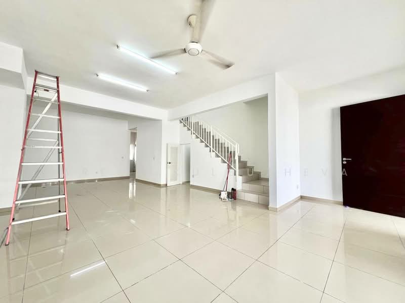 Rumah Teres 2 Tingkat untuk Dijual di Setia Ecohill (Semenyih) - Zarema Kulbuzheva - Living Room - PropertyGuru.com.my