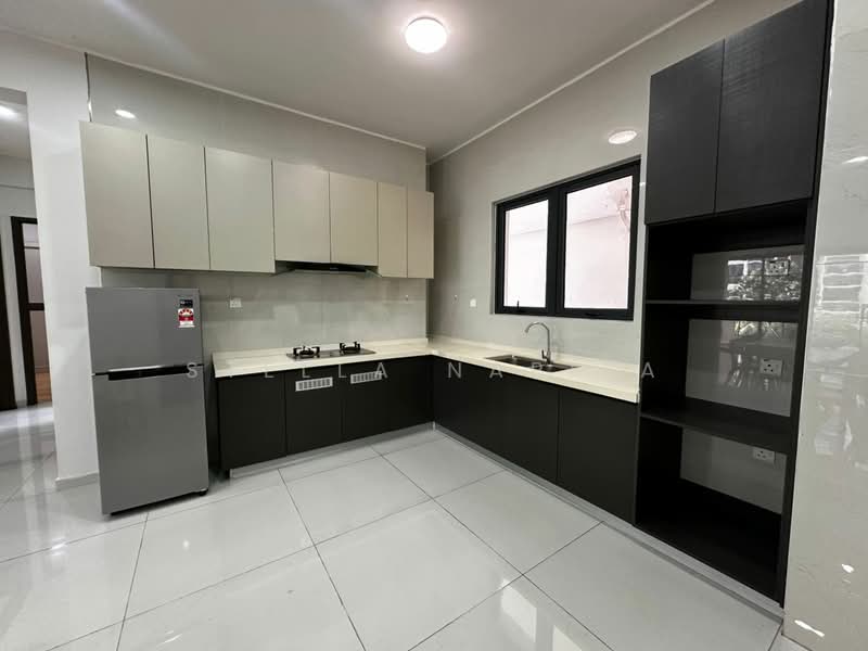 Condominium for Rent at Amberside @ Country Garden Danga Bay - Stella Narita - PropertyGuru.com.my