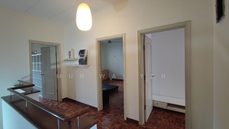 Townhouse for Rent in Petaling Jaya (Selangor) - Mun Wai Yan - Corridor - PropertyGuru.com.my