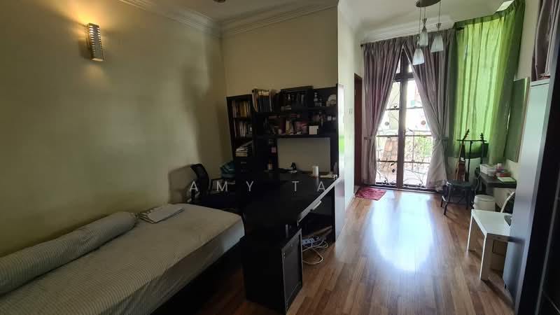 2.5-storey Terraced House for Sale in Bayan Lepas (Penang) - Amy Tan - Bedroom - PropertyGuru.com.my