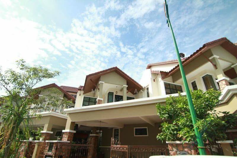 2.5-storey Terraced House for Sale in Bayan Lepas (Penang) - Amy Tan - Exterior - PropertyGuru.com.my